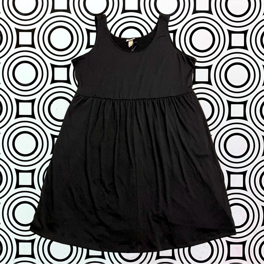 Flared Midi Sleeveless V Neck Black Dress 1X Pockets Ava & Viv New with Tags